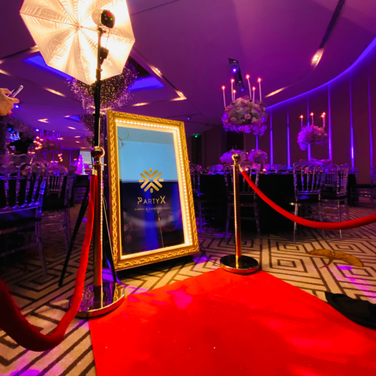 magic mirror photo booth for hire